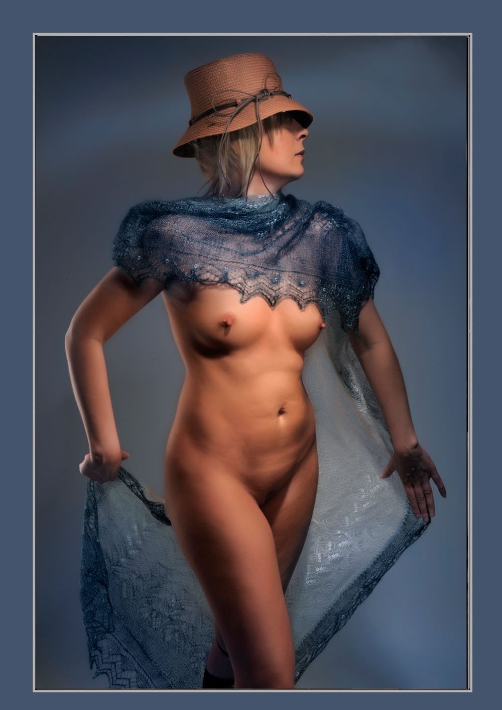 Симпатичная шатенка познакомится с мужчиной с , для секса без обязательств Симпатичная шатенка познакомится с мужчиной с , для секса без обязательств