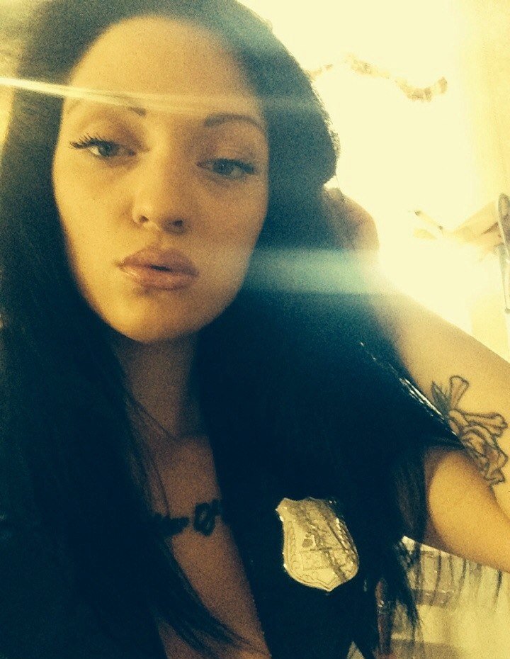 Девушка, ищу парня, для вирт общения на любую тему Девушка, ищу парня, для вирт общения на любую тему